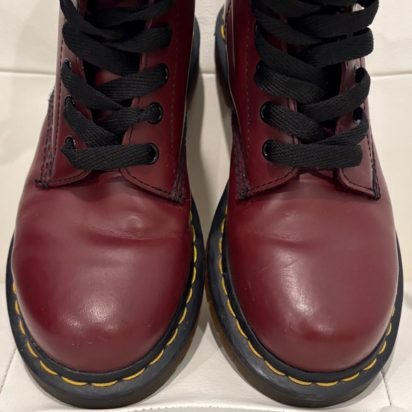 Dr. Martens Unisex Smooth Leather Cherry Red Burgundy 1460 Lace Up Boots 7USL - Picture 7 of 10